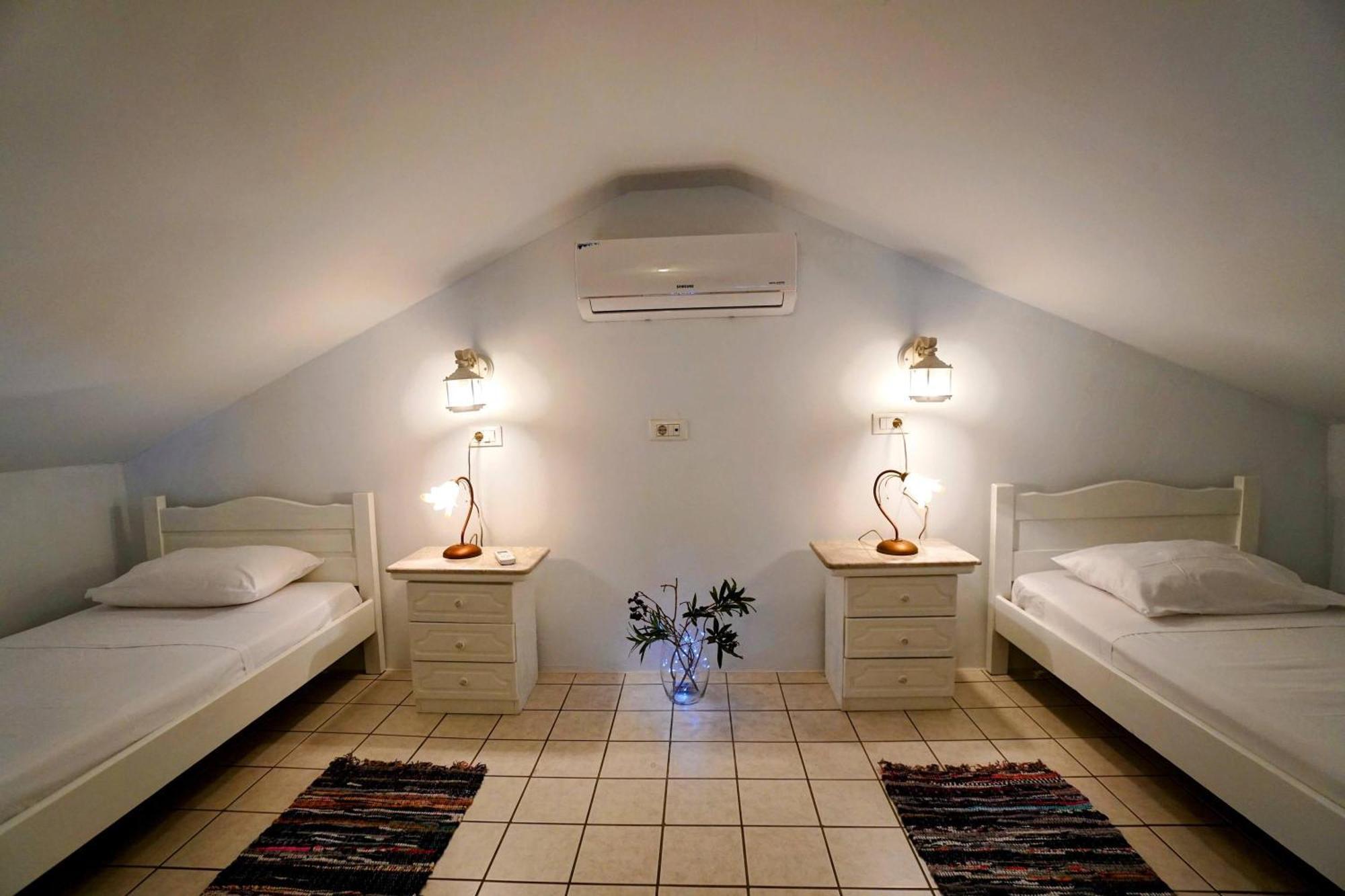 Petalo House Apartment Symi Exterior photo
